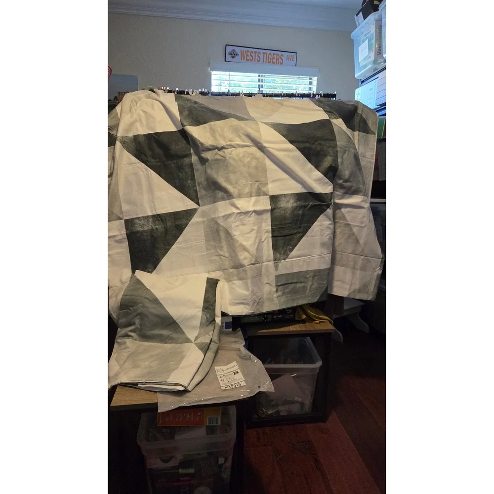 Modern Geometric Triangle King Duvet Cover Set Grey White Charcoal Minimalist